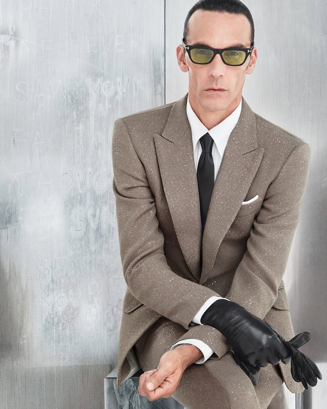 TOM FORD Winter 25.
Get ready โ the new eyewear collection is coming. #LookerOnline #TomFord #TomFordEyewear #TomFordStyle #DesignerSunglasses #LuxuryEyewear #SunglassesStyle #WinterStyle #LuxuryFashion