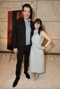 Zooey Deschanel glasses