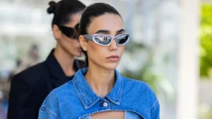 oversized wrap-around sunglasses fashion 2025